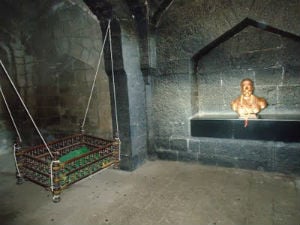 Essay on chhatrapati shivaji maharaj and shivneri