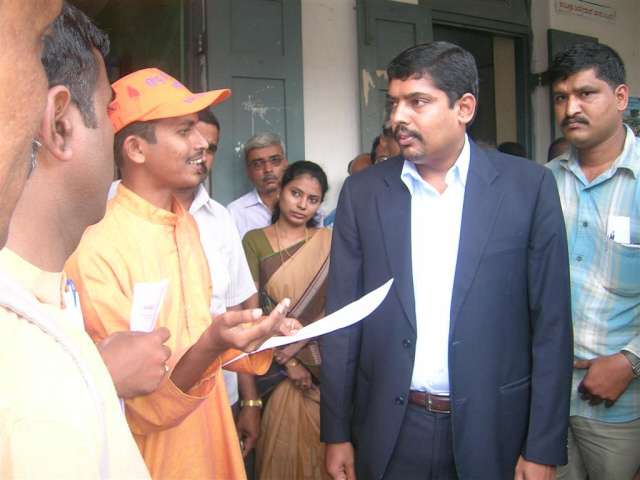 HJS members submitting memorandum to District Collector Mr. Ponniraj