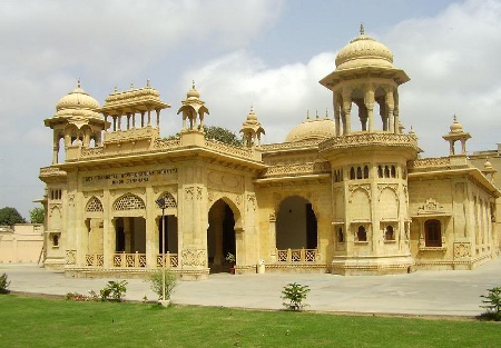 Hindu Gymkhana building, Karachi